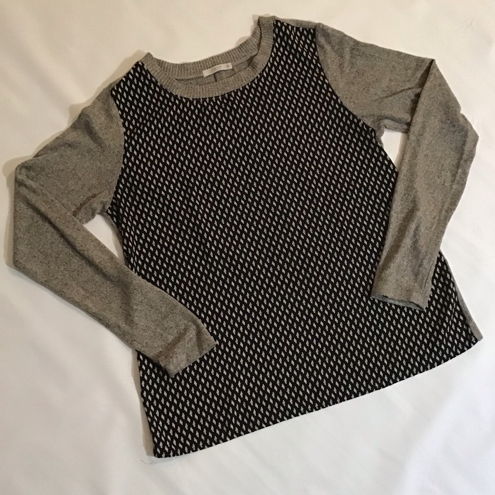 Light sweater Polyester front & soft knitted back